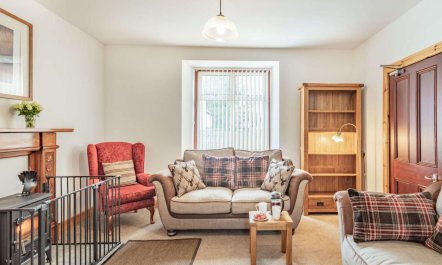 4 Bed in Ballindalloch 1