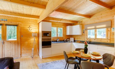 2 Bed in Holsworthy 5