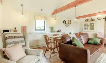 2 Bed in Barnstaple 7