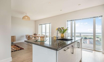 4 Bed in Aberdovey 5