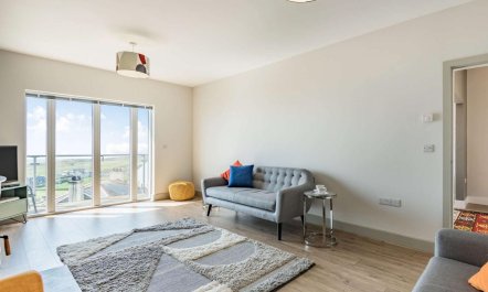 4 Bed in Aberdovey 2