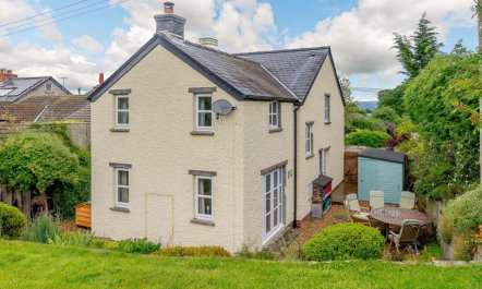 4 Bed in Brecon 3
