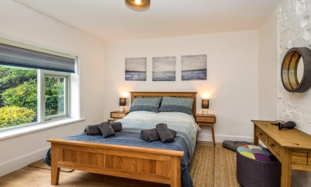 2 Bed in Lymington 9