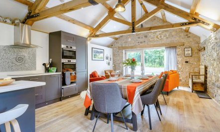 2 Bed in Cowbridge 2