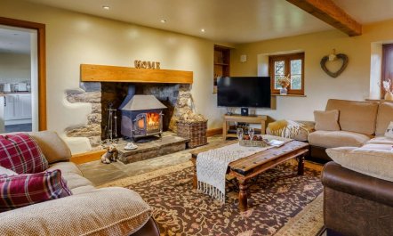 4 Bed in Abergavenny 3