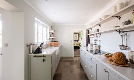 The Chic Retreat 4