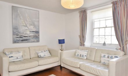 3 Bed in Polruan 3