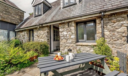 2 Bed in Llandovery 2