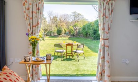 1 Bed in Llwyngwril 9