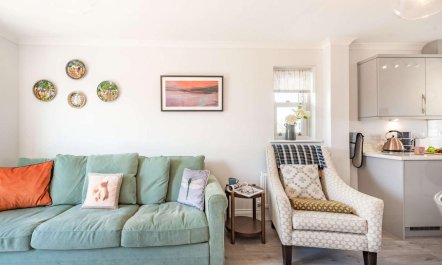 2 Bed in Tenby 2