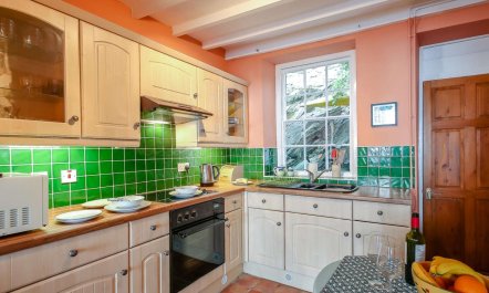 1 Bed in Aberdovey 1