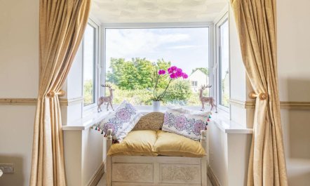 4 Bed in Haverfordwest 5