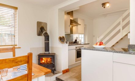 3 Bed in Truro 5