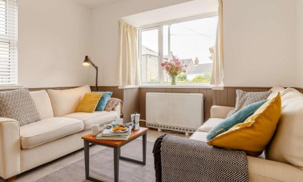 3 Bed in Truro 2