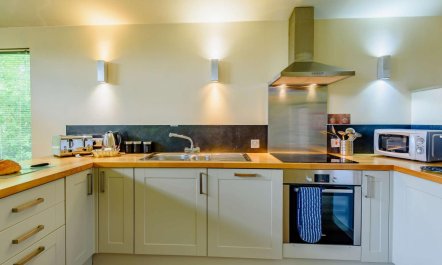 2 Bed in Newark 3