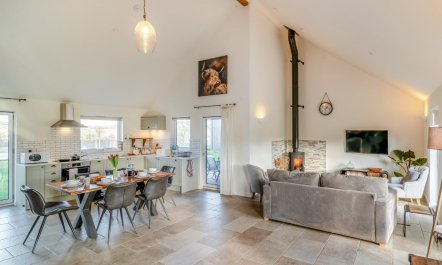 3 Bed in Brecon 1