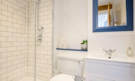 4 Bed in Buxton 8