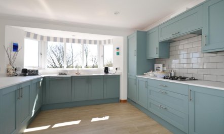 4 Bed in Bude 9