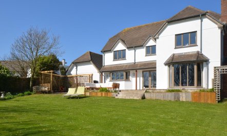 4 Bed in Bude 1