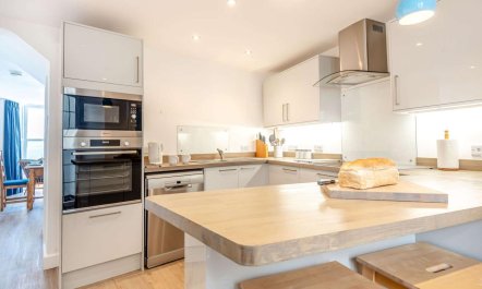 3 Bed in Aberdovey 3