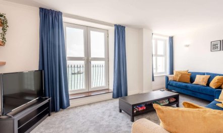 3 Bed in Aberdovey 8