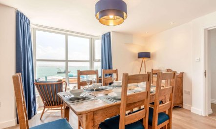 3 Bed in Aberdovey 9