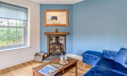 2 Bed in Tenby 5