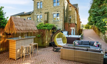 5 Bed in Keighley 1