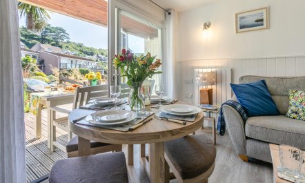 2 Bed in Torpoint 5
