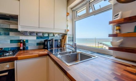 4 Bed in Bridgend 6