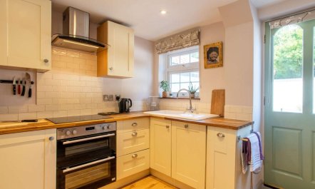 2 Bed in Lowestoft 1