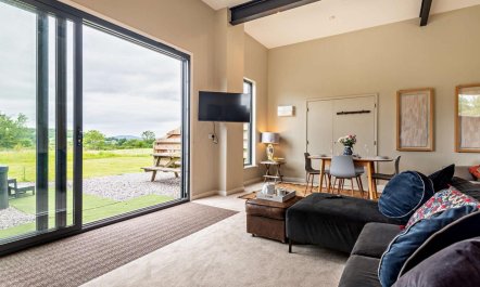 2 Bed in Blandford Forum 2