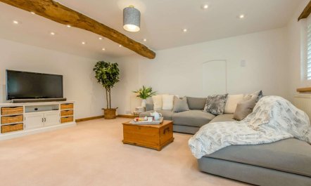 2 Bed in Chipping Campden 3