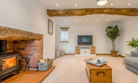 2 Bed in Chipping Campden 4