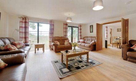 7 Bed in Narberth 4