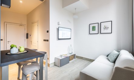Leva's Lamp Studio 1