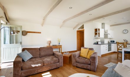 The Granary Barn 8
