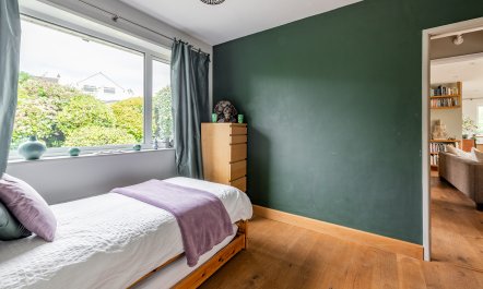 Top Totnes 9