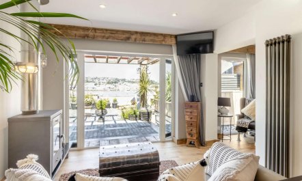 1 Bed in Teignmouth 2