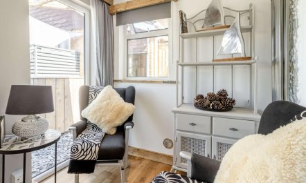 1 Bed in Teignmouth 3