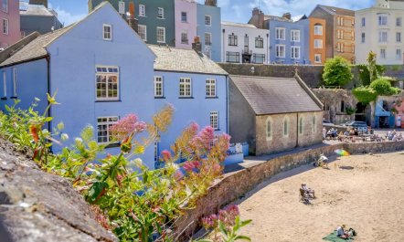 2 Bed in Tenby