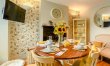 2 Bed in Milford Haven 1