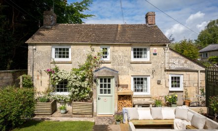 Queen of The Cotswolds