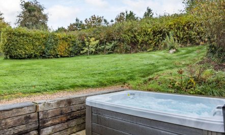 2 Bed in Barnstaple 1