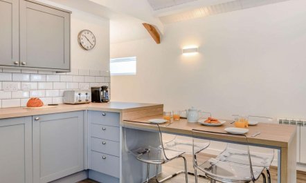 2 Bed in Barnstaple 3