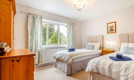 3 Bed in Bala 5