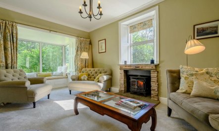 3 Bed in Ambleside 2