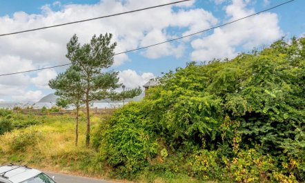 3 Bed in Ferryside 9