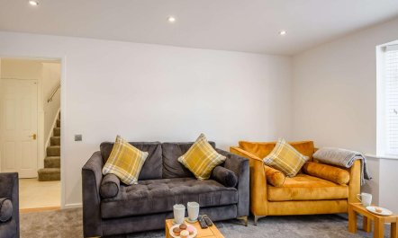 4 Bed in Christchurch 3