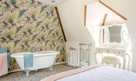 2 Bed in Westerham 2